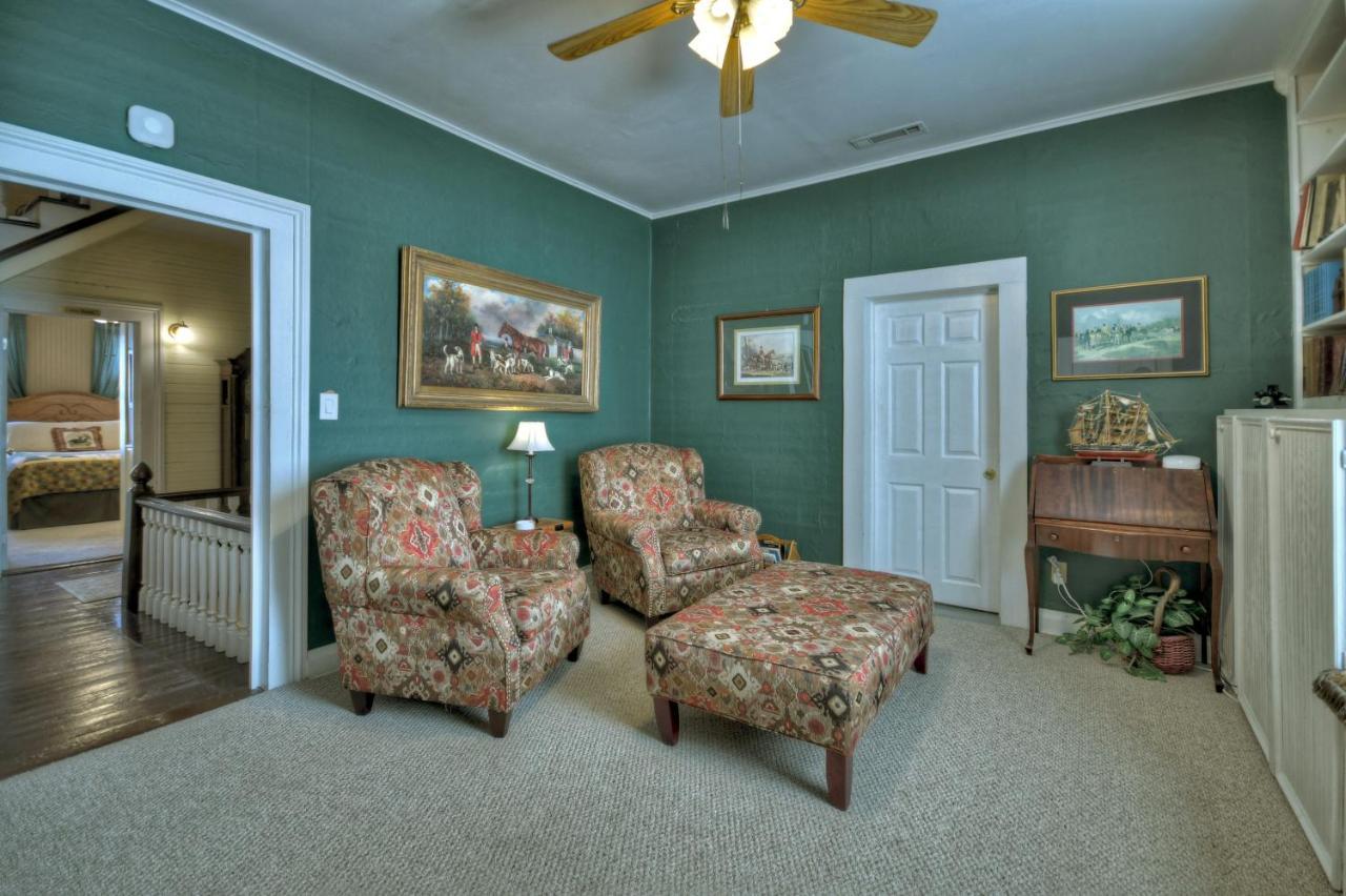 Blue Ridge Inn Bed And Breakfast Buitenkant foto