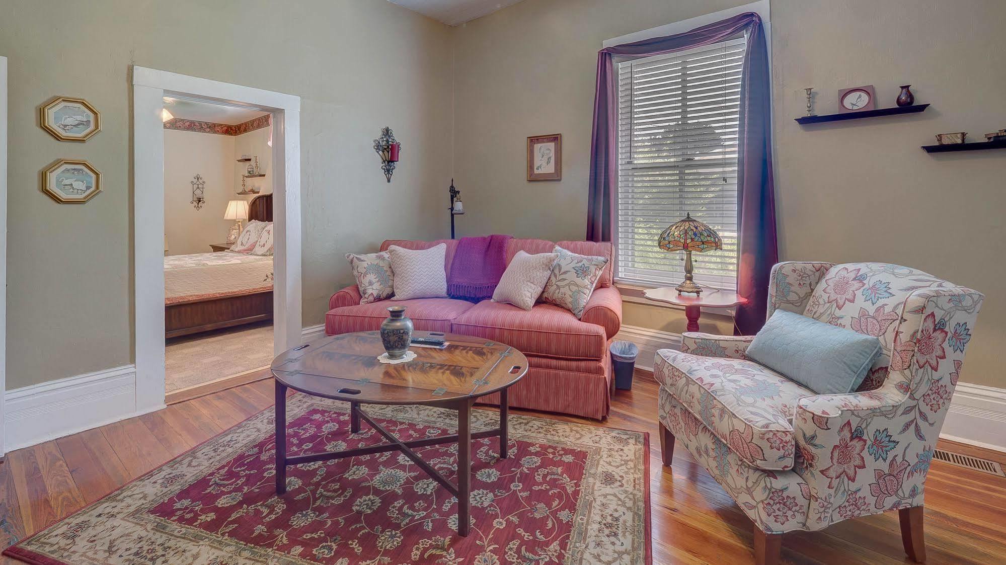 Blue Ridge Inn Bed And Breakfast Buitenkant foto